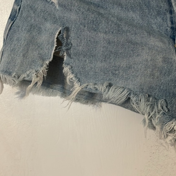 Agolde Denim Shorts Parker Jean Shorts Button Fly Distressed Womens 27 - Picture 3 of 7